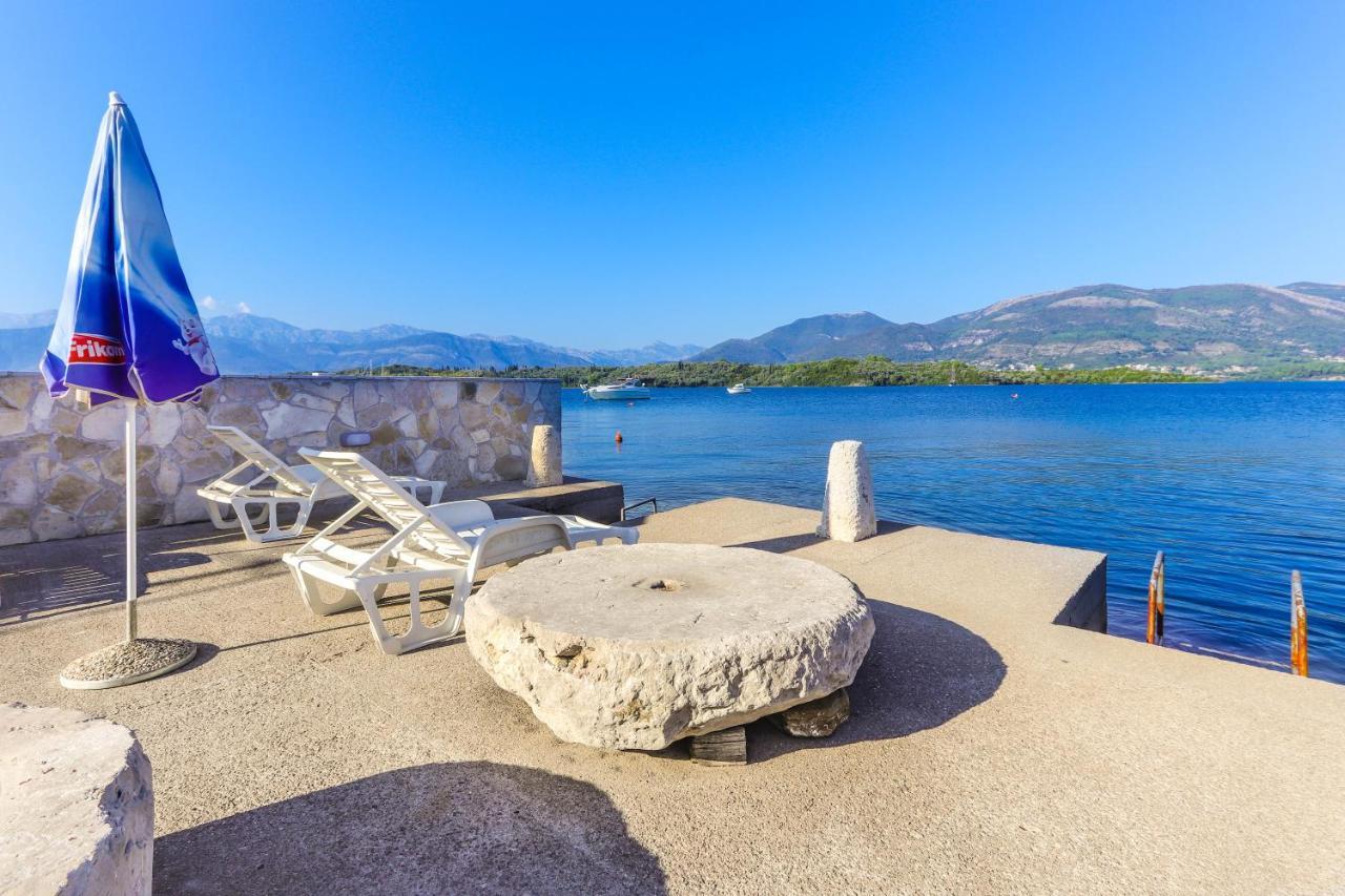 Apartments Bella Di Boka Тиват Экстерьер фото