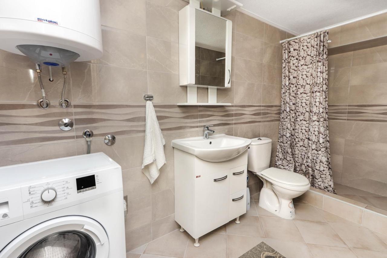 Apartments Bella Di Boka Тиват Экстерьер фото